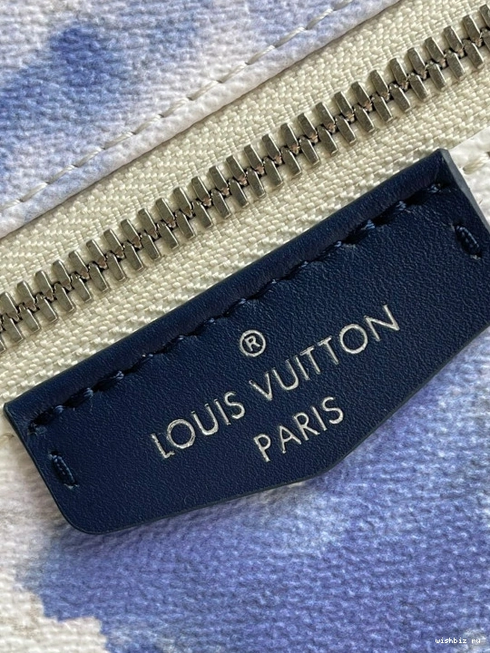 WIS LOUIS VUITTON DISCOVERY BACKPACK 0116